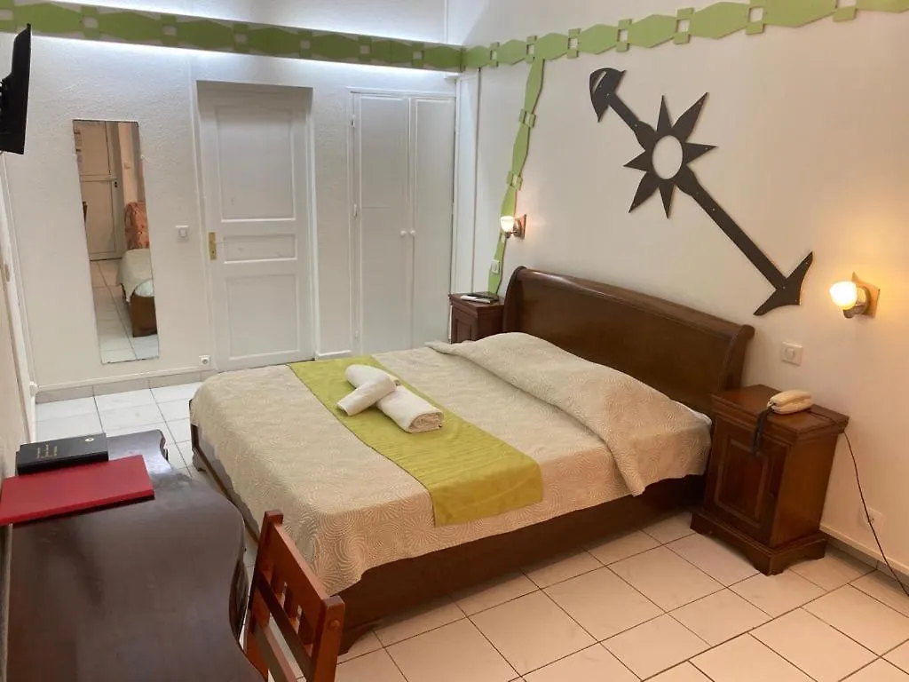 Hotel Le Rotabas サンタンヌ
