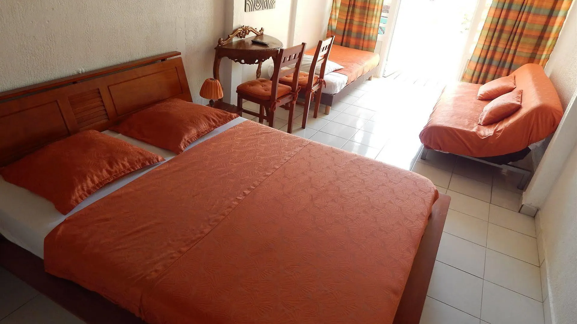 Hotel Le Rotabas サンタンヌ